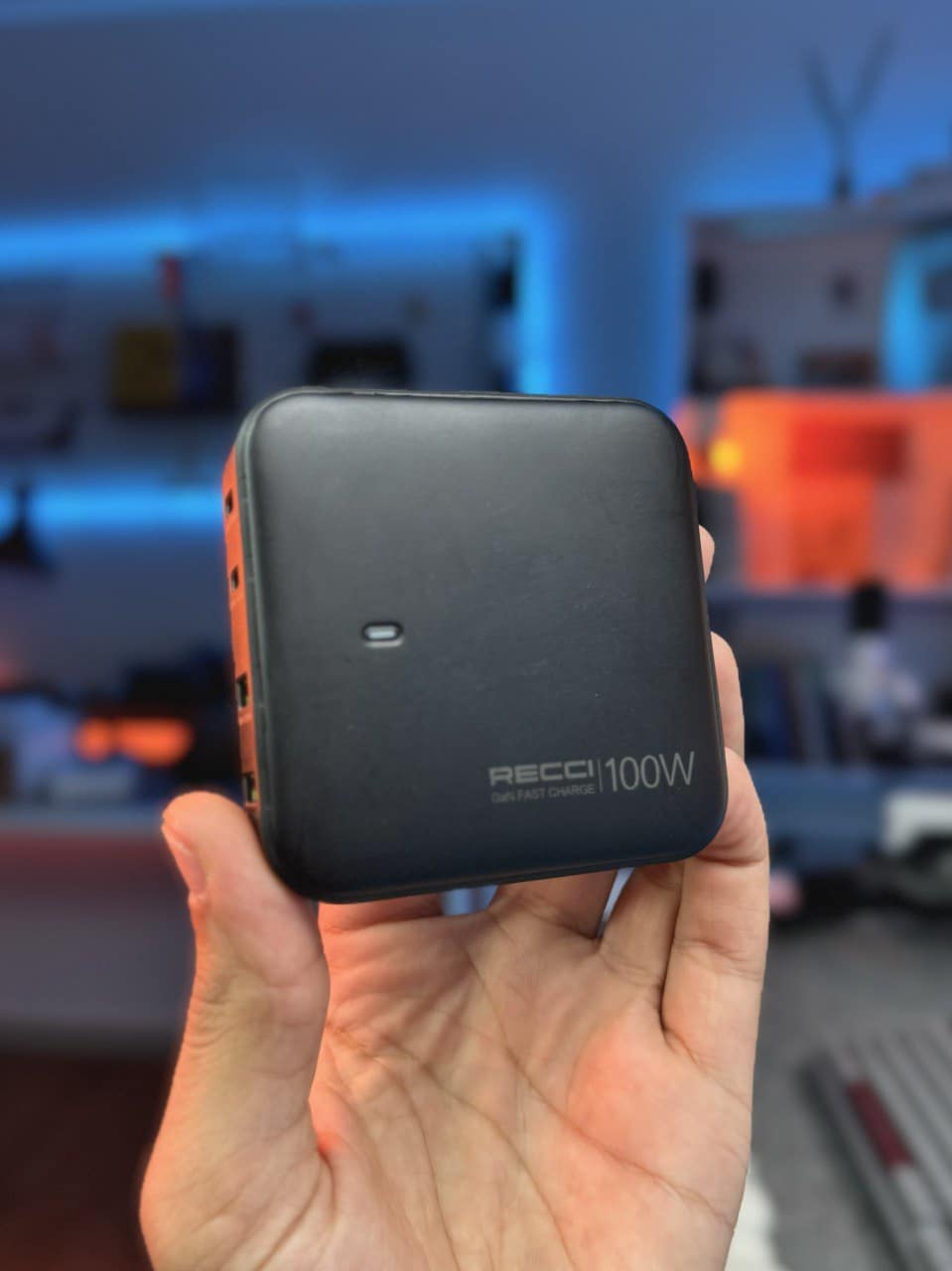 recci 100 watt desktop charger