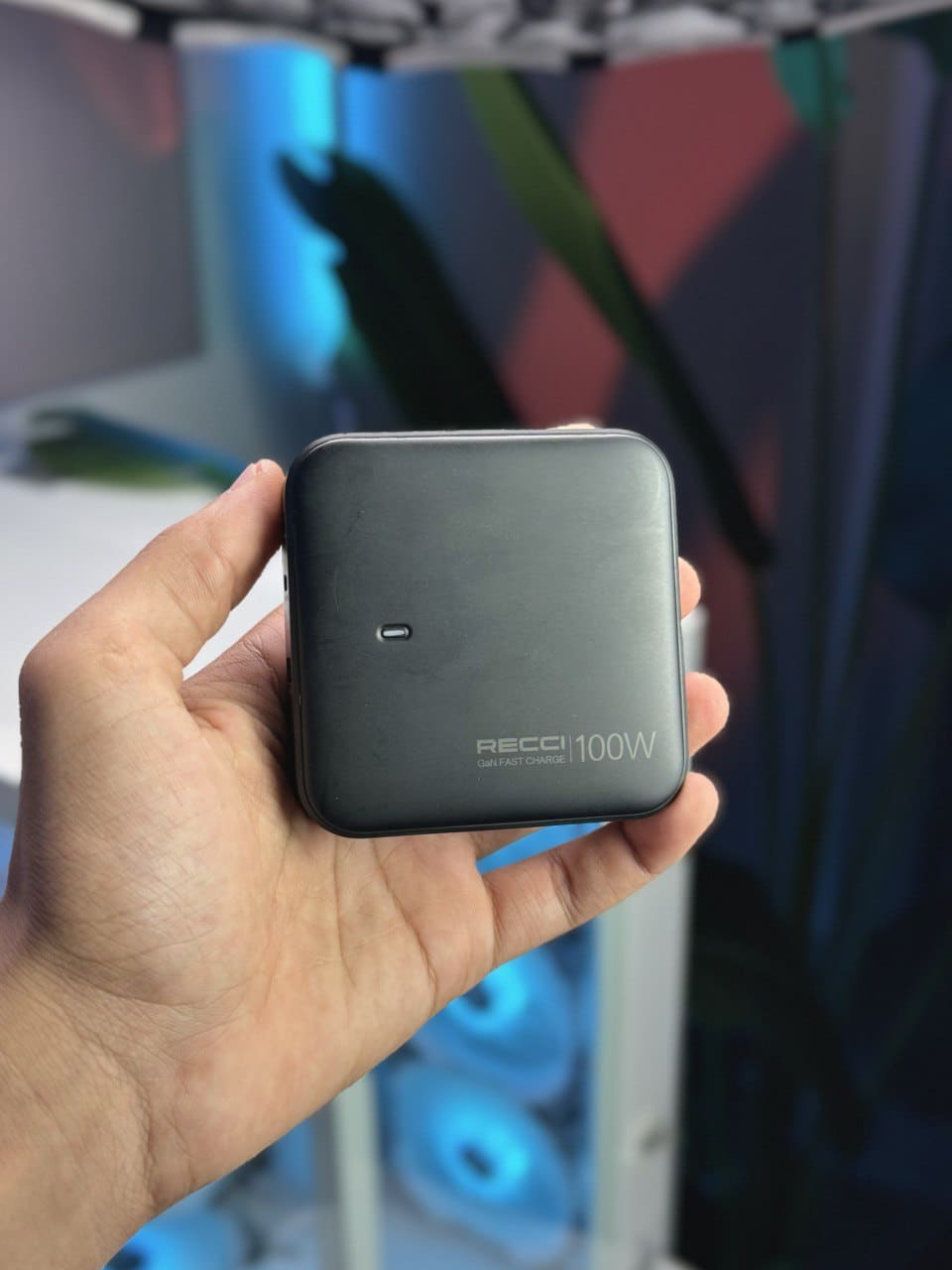 recci 100 watt desktop charger